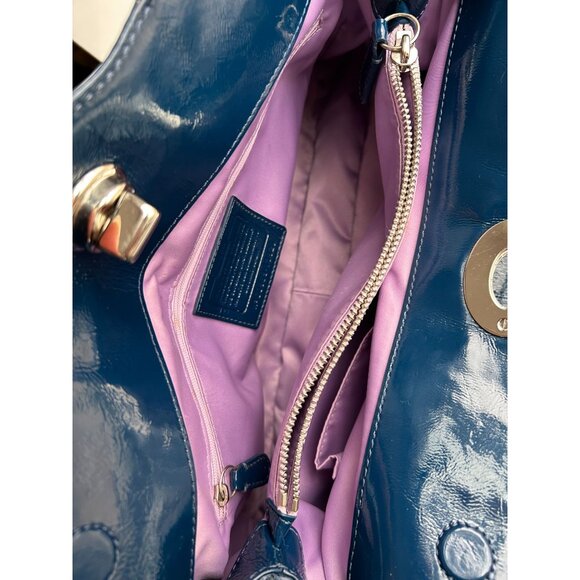 Coach Blue Patent Leather Tote Bag With Silver Turnlock & Keychain Charm - Picture 10 of 16